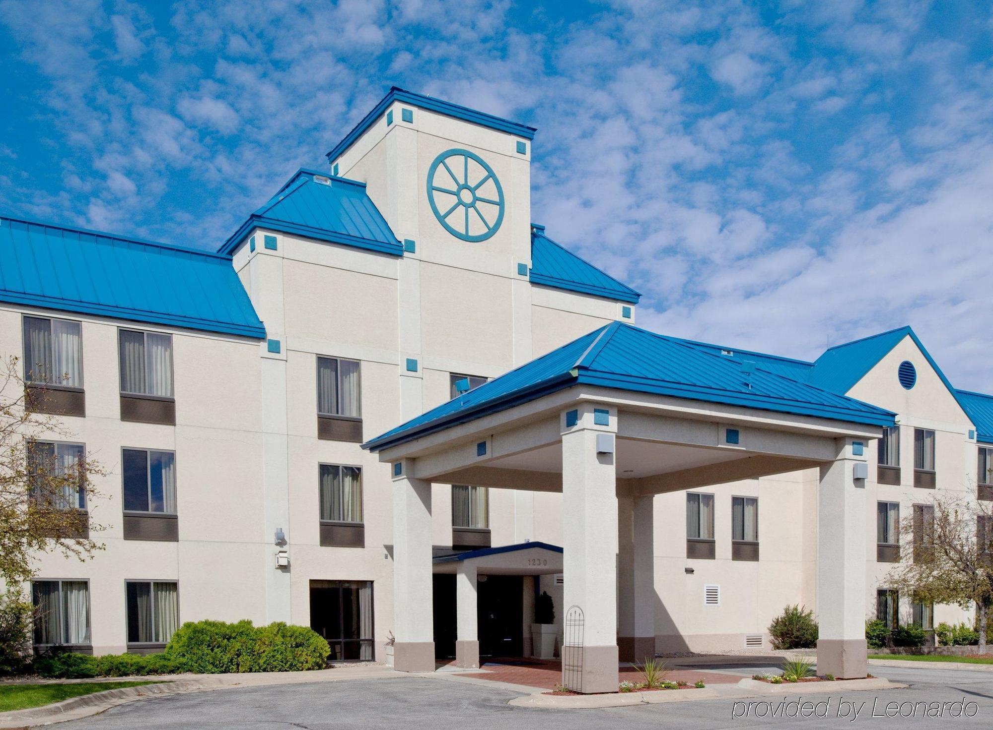 Holiday Inn Express Cedar Rapids - Collins Road, An Ihg Hotel Exterior foto